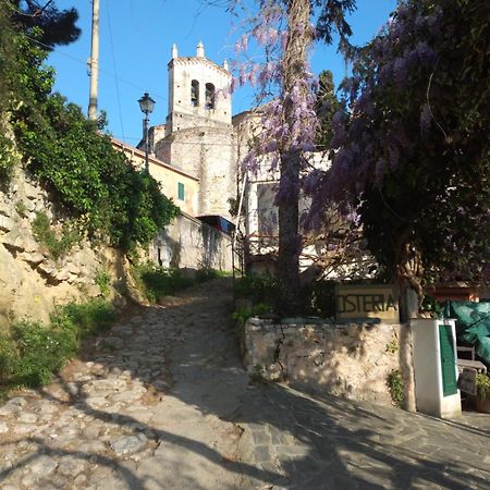 Ca Degli Ulivi Hotell Finale Ligure Exteriör bild