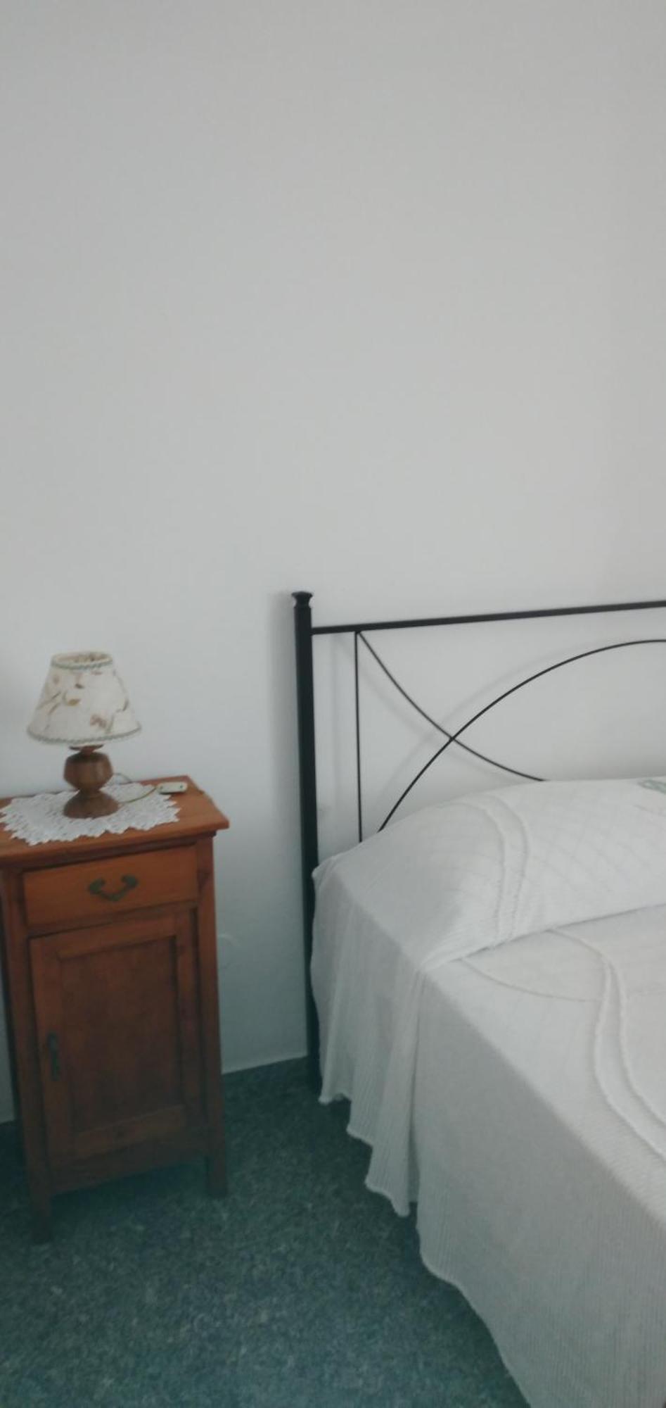 Ca Degli Ulivi Hotell Finale Ligure Rum bild